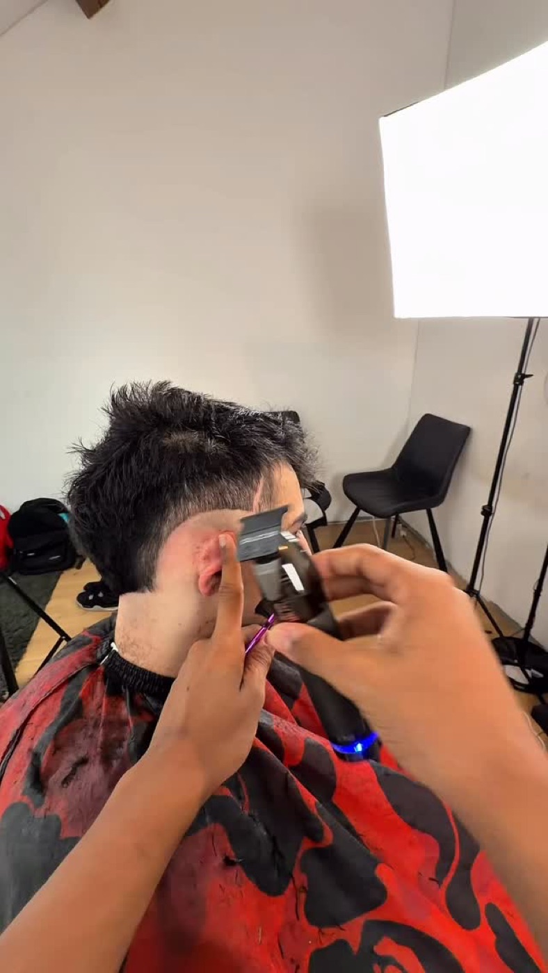 Burst fade en cours de finition